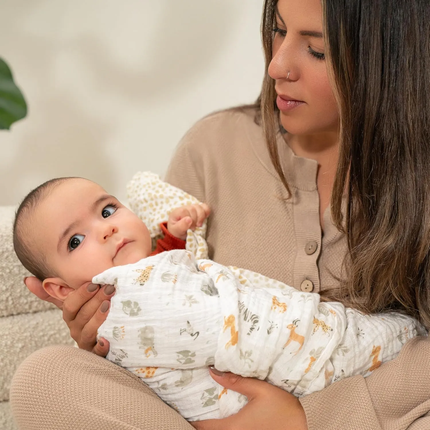 aden   anais Essentials Cotton Muslin Swaddle, Breathable Baby Blanket, Ideal for Boys, Girls, Newborns, Babies & Infants, Receiving Blanket, Soft and Lightweight Wrap, 2 Pack, Giraffe Safari