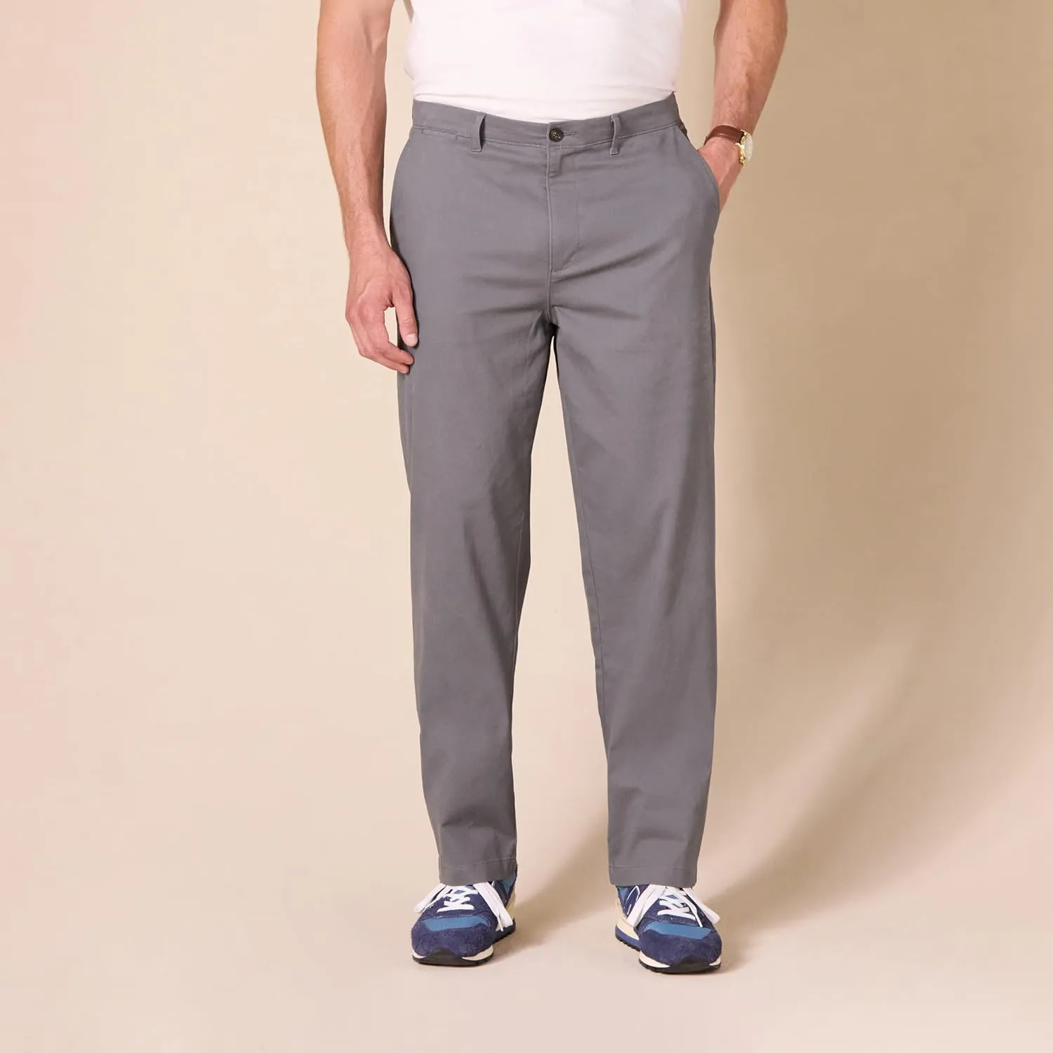 Amazon Essentials Men's Classic-Fit Casual Stretch Chino Pant