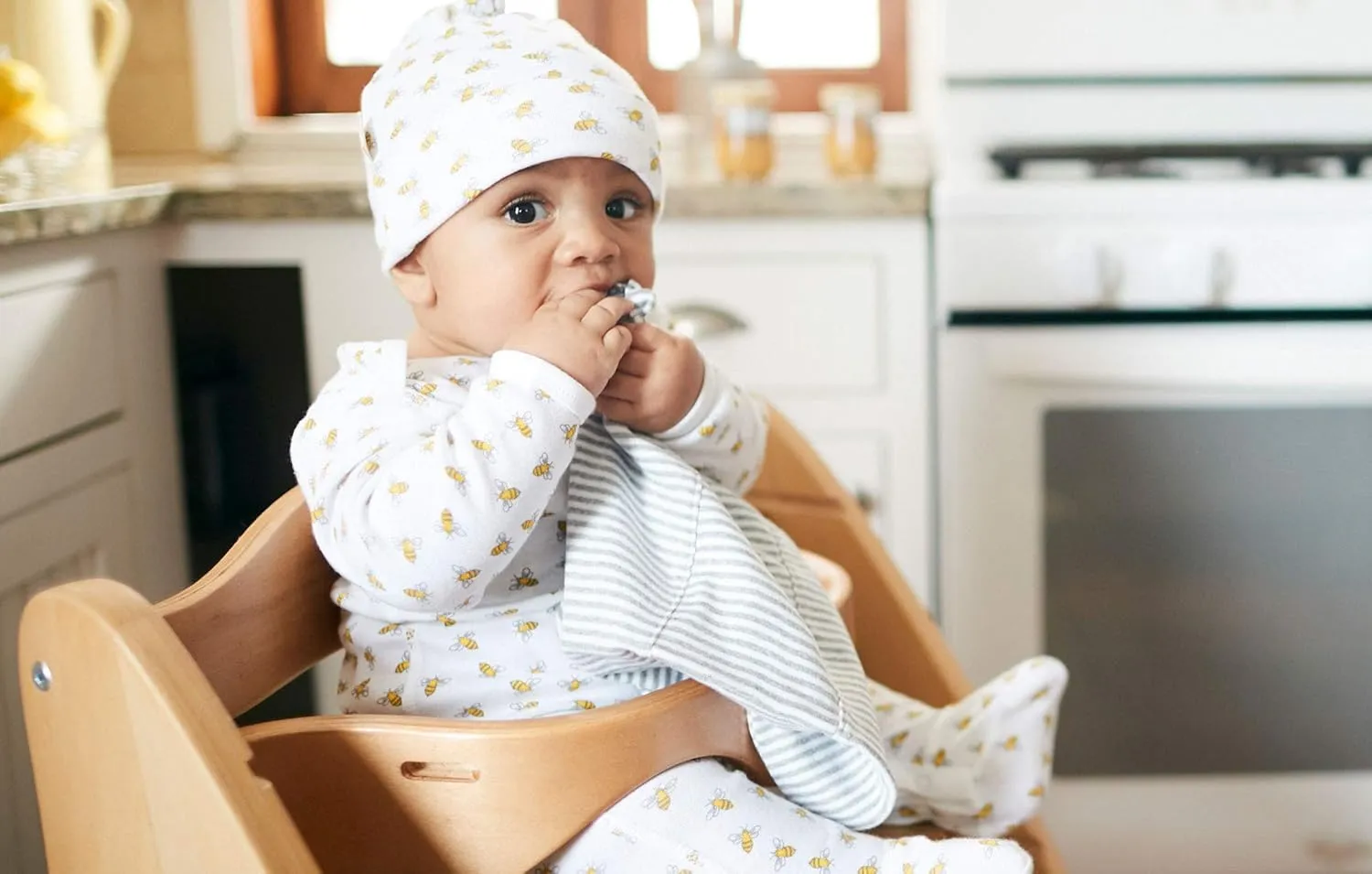 Burts Bees Baby Infant Burp Cloths, 100% Organic Cotton Extra Absorbent Soft Fabric Drool Cloths, 5-Pack Newborn Must-Have Essential Large Burping Cloths, One Size 17 x 11.75 Inches