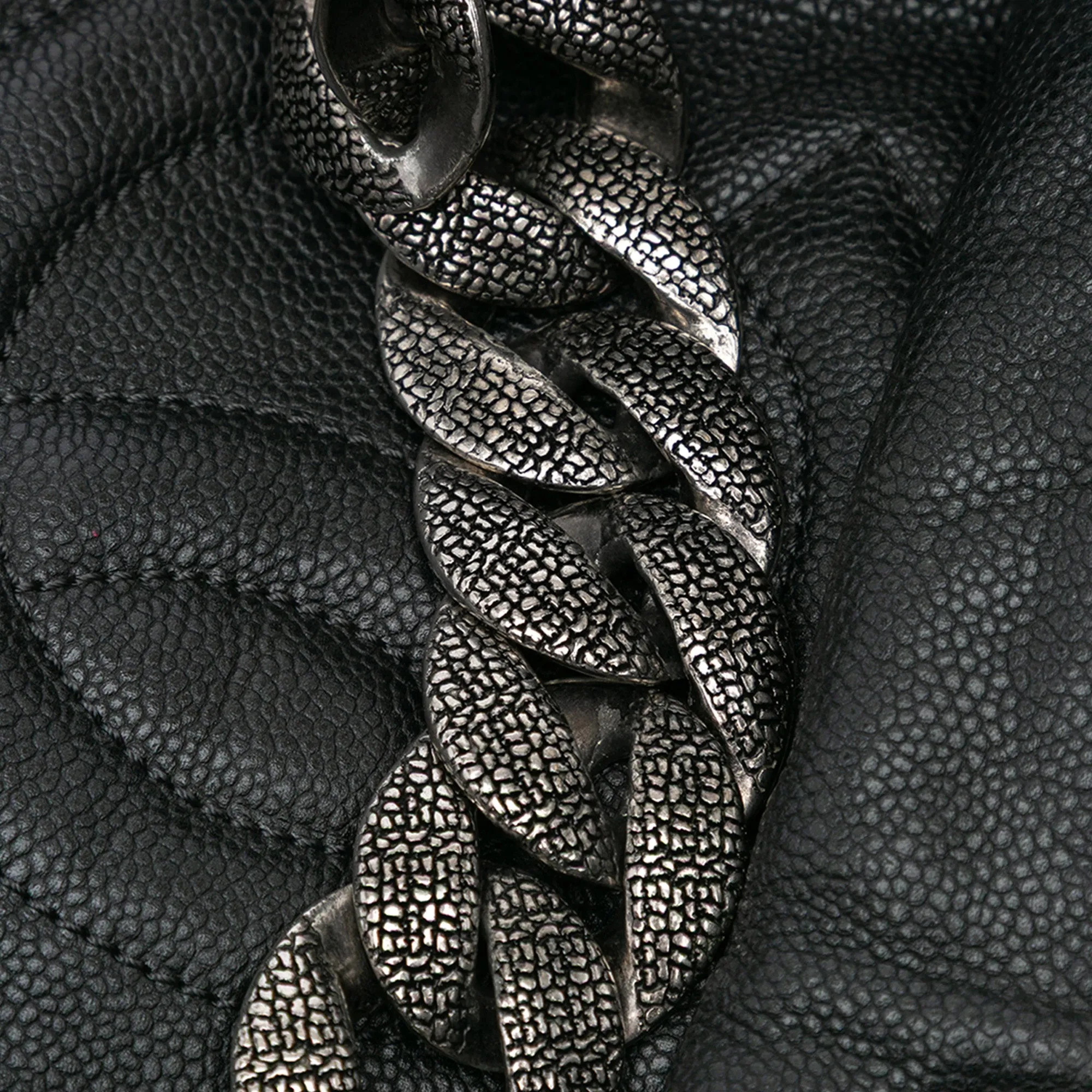 Caviar 31 Hobo Bag