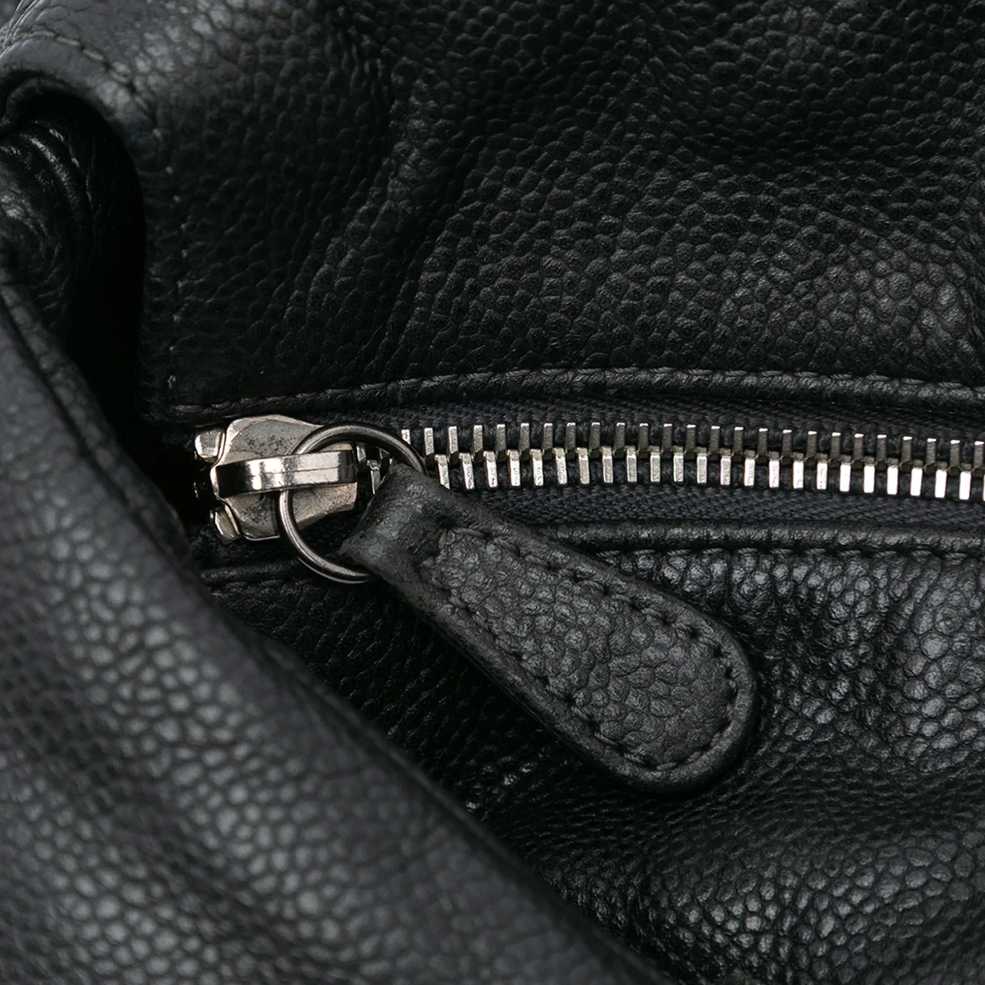 Caviar 31 Hobo Bag