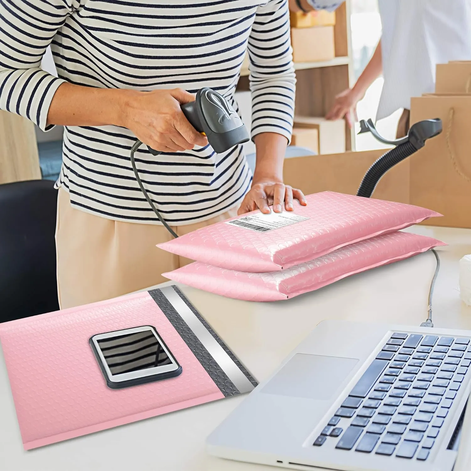 Famagic Bubble Mailers 10.5x16 Inch 25pc Light Pink Shipping Bags, Chic Packaging Bags For Small Business, Colored Padded Mailing Envelopes, Opaque Matte Self Seal Bubble Poly Mailers Bulk #5