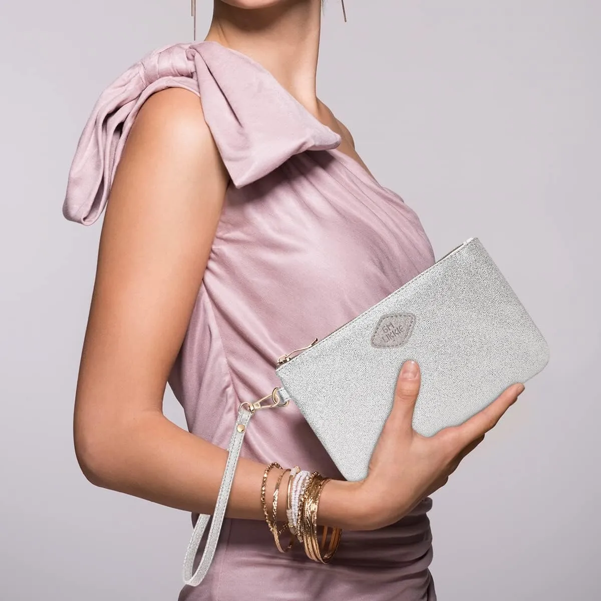 GM LIKKIE Wristlet Purse for Women, Evening Clutch Purse with strap for Party and Prom, Beach Bag for Summer