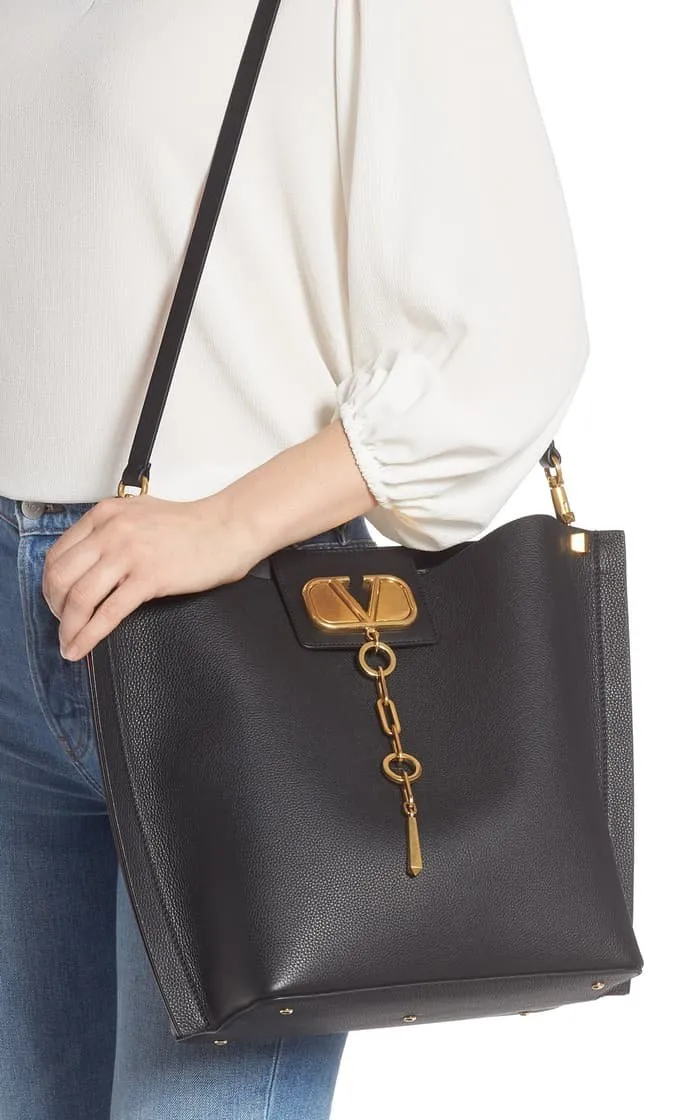 Go Logo Escape Leather Hobo Bag, Black