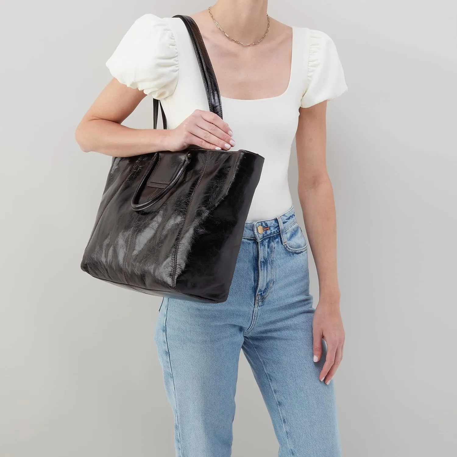 HOBO Sheila E/W Tote
