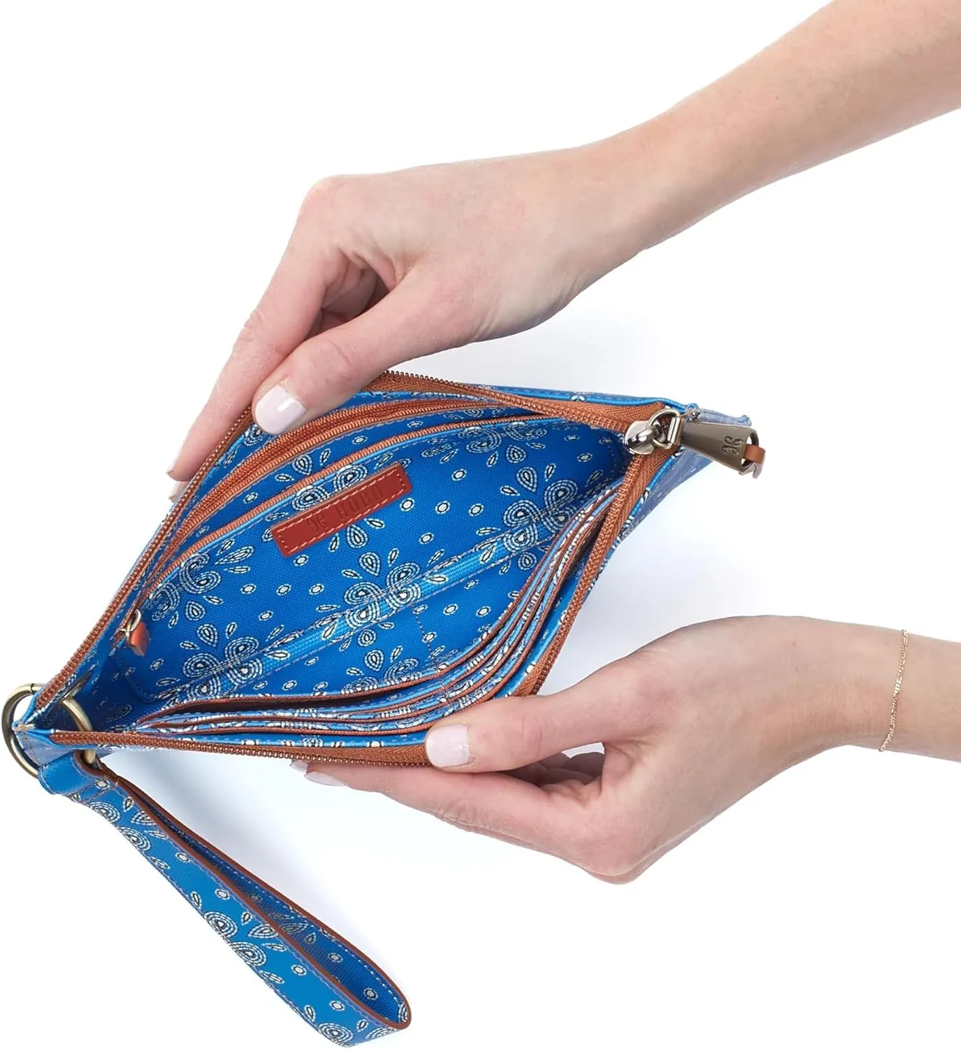 HOBO Vida Wristlet