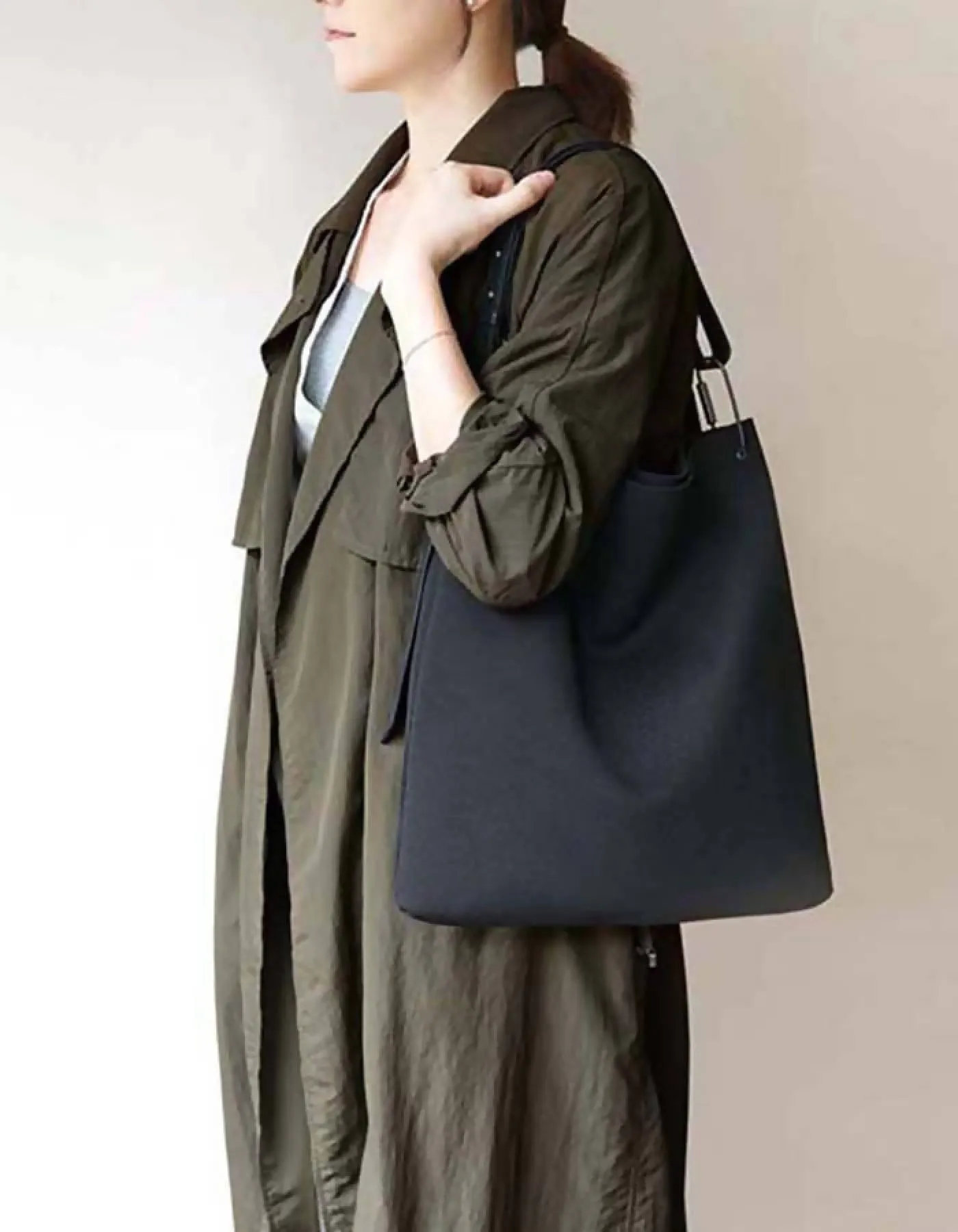 Knitting lsosceles Triangle Hobo Bag