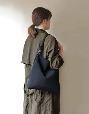 Knitting lsosceles Triangle Hobo Bag