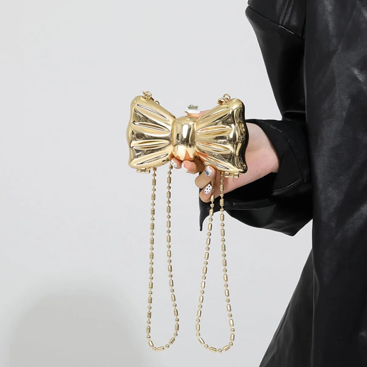 Mini Women Metallic Bow Evening Clutch Bowknot Metal Handbag Cute Lipstick Bag Purse Chain Shoulder Bag for Party