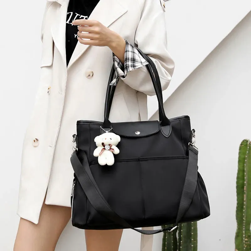 Portable Mom Bag with Multiple Pockets and Large Capacity
