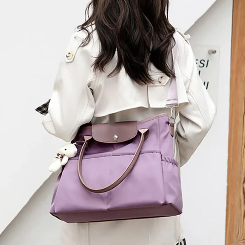 Portable Mom Bag with Multiple Pockets and Large Capacity