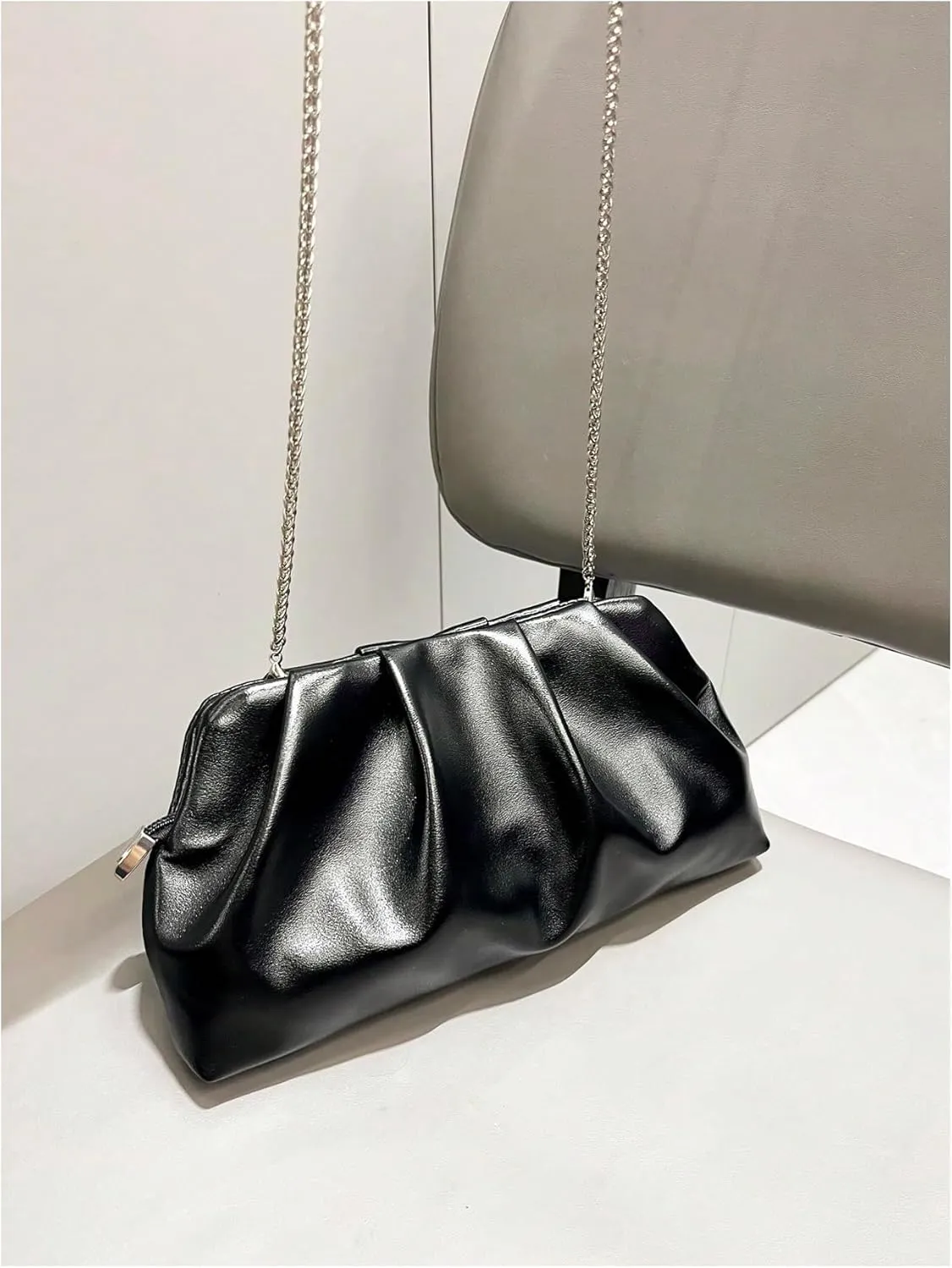 QWINEE Women's PU Leather Shoulder Clutch Purse Evening Clutch Bag Purse Small Crossbody Bag with Chain Strap