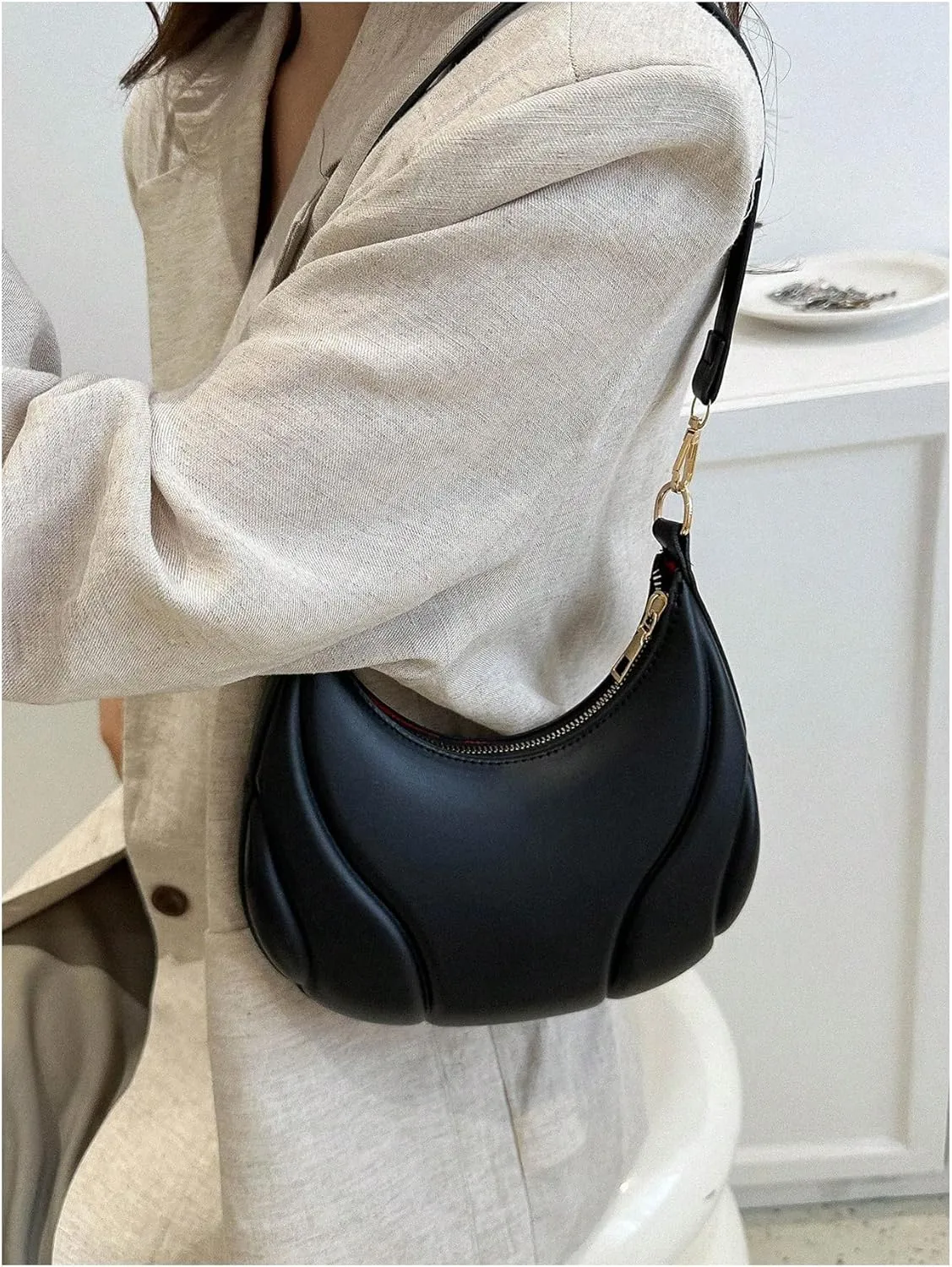 Verdusa Women's PU Leather Hobo Bag Small Purse Zipper Top Handle Bag Crescent Shoulder Bag