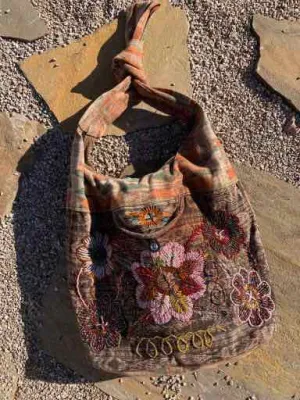 Wanderer Beaded Hobo